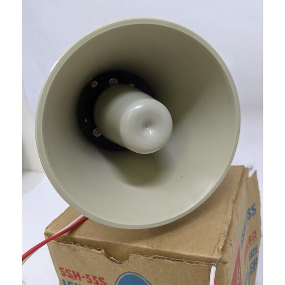 Vintage 1970s Amseco Compact Horn Loud Speaker - Unused in Box SSH-55S 15W 8 Ohm - Picture 4 of 6